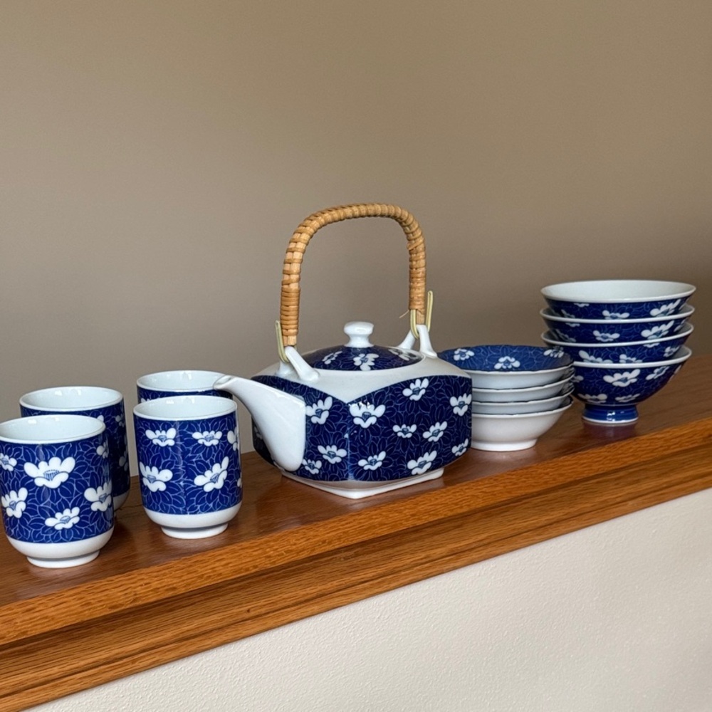 Vintage Japanese Tea set and Serving Bowls